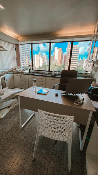 Foto 2 de Dra Fernanda Lima Dantas | Tratamento do Bruxismo