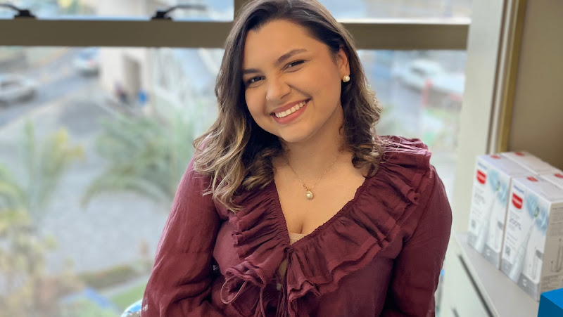 Foto 2 de Dra Fernanda Lima - Endodontia (Tratamento de Canal)