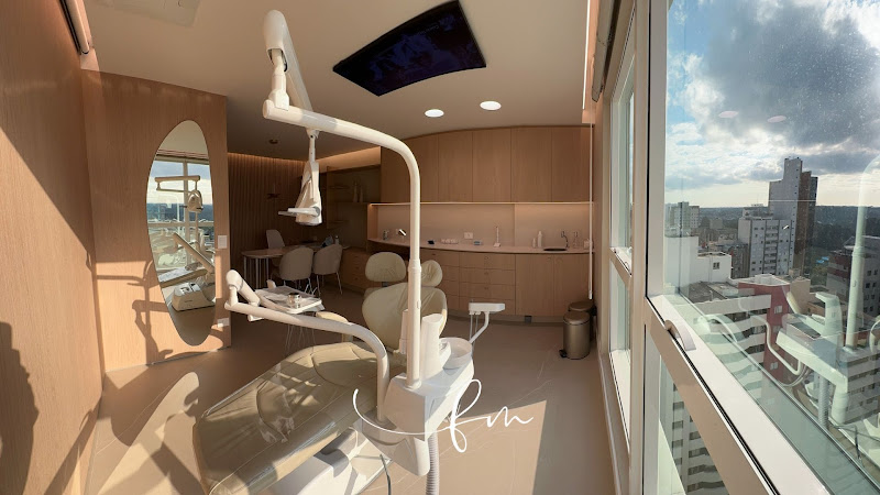 Foto 2 de Dra Fernanda Mattos - Dentista no Bigorrilho