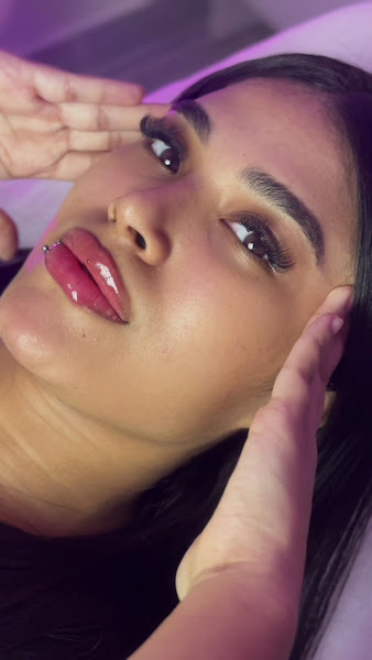Foto 3 de Dra. Fernanda Paz | Clínica de Estética Avançada | Harmonização Facial | Emagrecimento