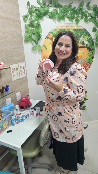 Foto 2 de Dra. Fernanda Raposo Dentista Infantil