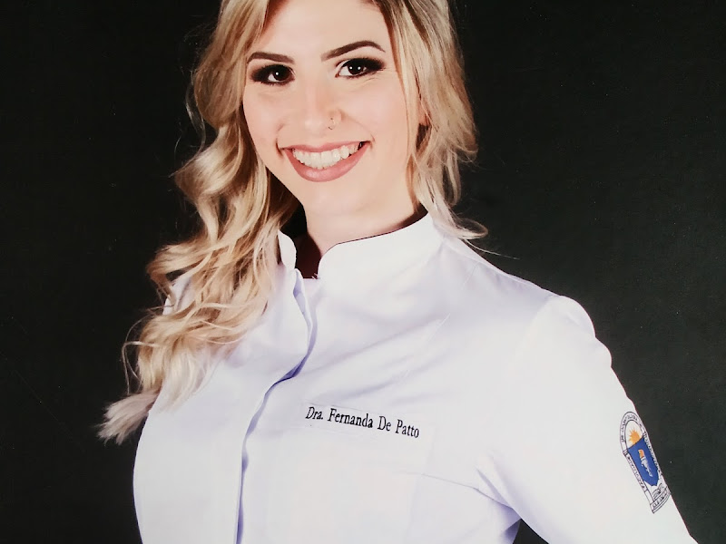 Foto 8 de Dra Fernanda Rubio - Facetas, Lentes e Harmonização Facial