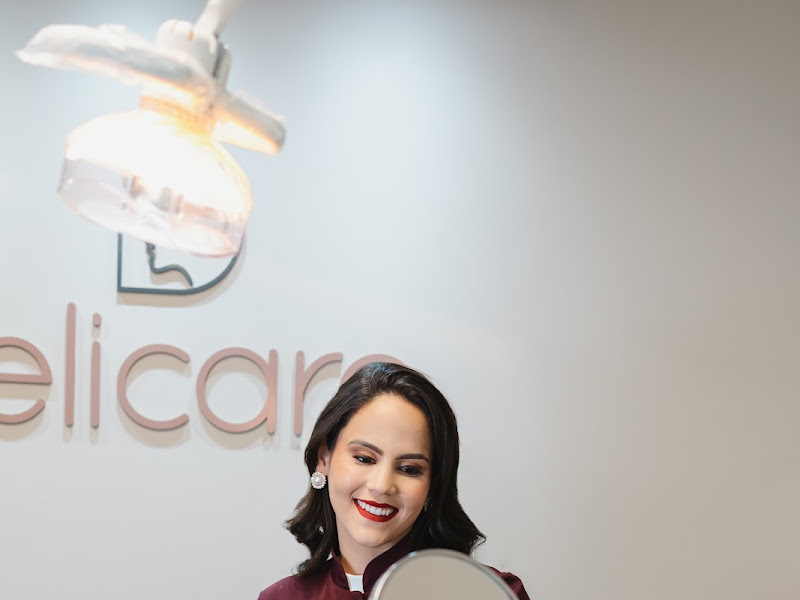 Foto de Dra. Flavia Araújo | Dentista em Betim