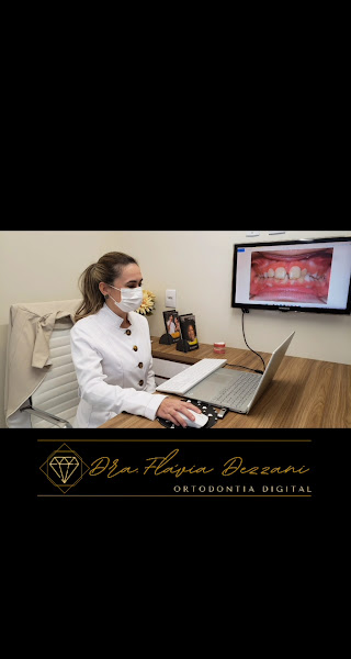 Foto 3 de Dra Flávia Dezzani | Ortodontista | Alinhador invisível Invisalign | Dentista do Sono | Ronco e apneia | Ortopedia Funcional
