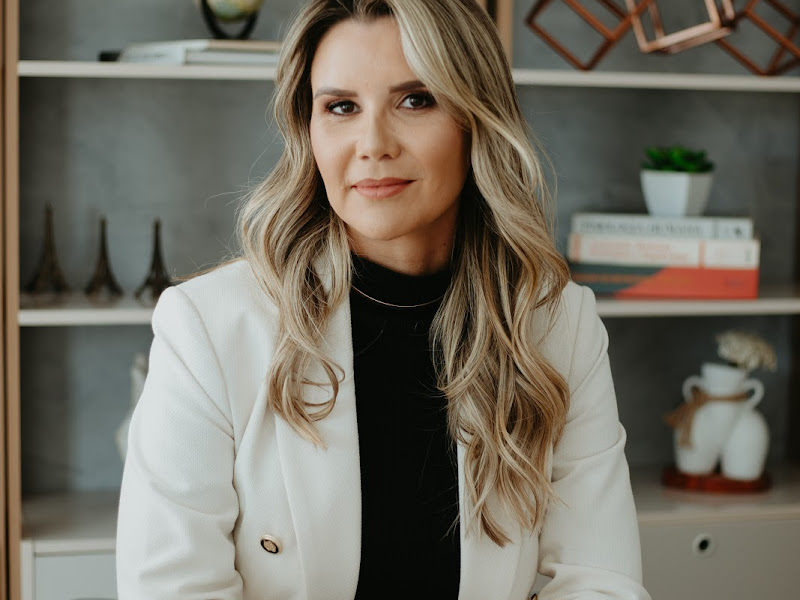 Foto de Dra Flávia Duarte - Harmonização Facial