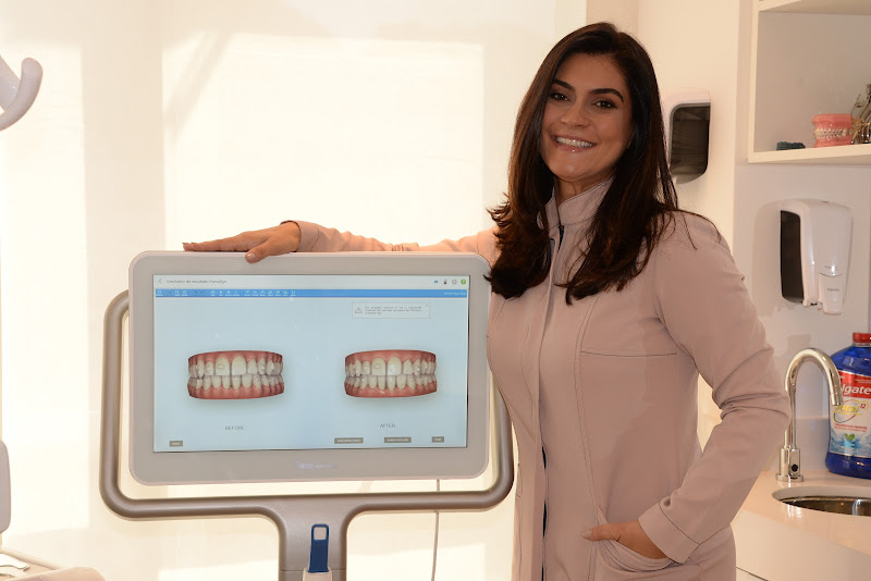 Foto 2 de Dra. Flávia Leite