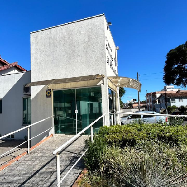 Foto 3 de Dra. Flávia Luz | Dentista Lages