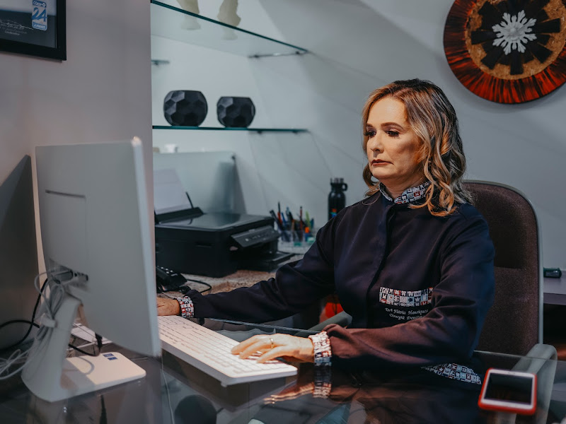 Foto 2 de Dra. Flávia Maria Henriques Ribeiro Monteiro