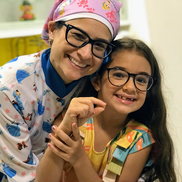 Foto 2 de Dra. Flávia Neves Duarte