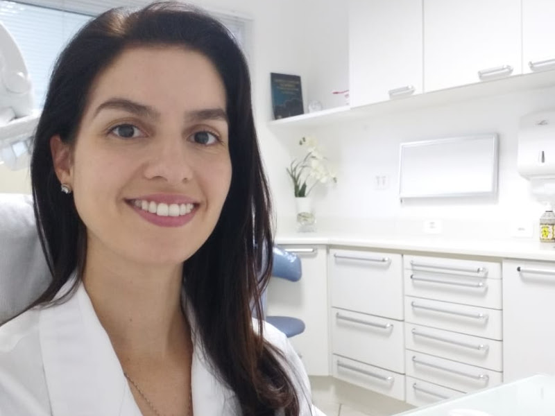 Foto 2 de Dra. Flávia Teixeira