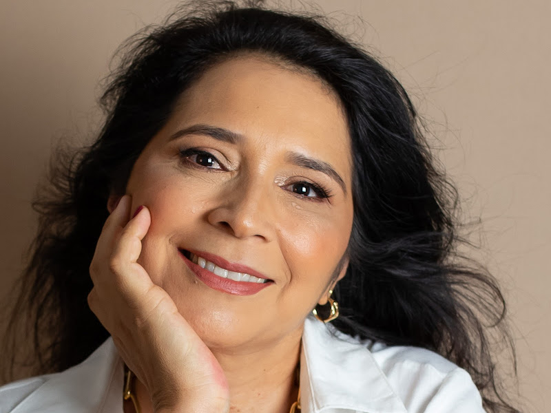 Foto de Dra. Fran Martins - Dentista - Periodontia