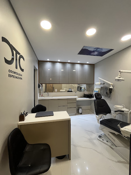 Foto 2 de Dra. Francielle A. | Endodontia | Endodontista | Tratamento de canal BH | Dentista BH