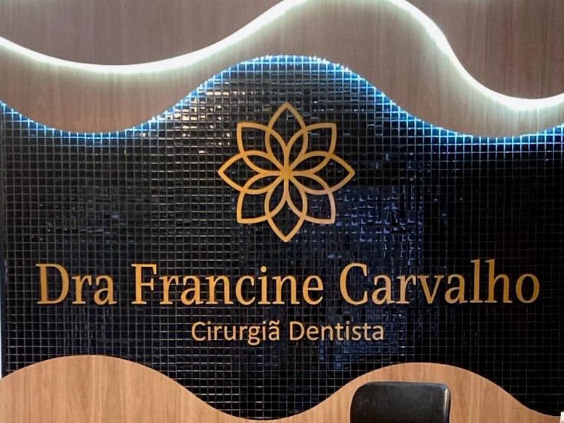 Foto de Dra Francine Carvalho - Odontologia Humanizada