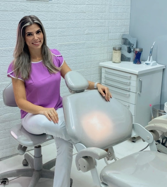 Foto 2 de Dra Francine Fernandes de Carvalho