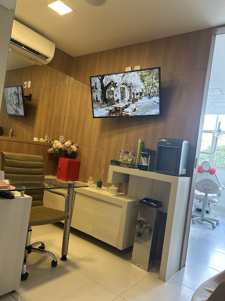 Foto 3 de Dra. Gabriela Almeida CONSULTÓRIO ODONTOLÓGICO / HARMONIZAÇÃO FACIAL na Bela Vista