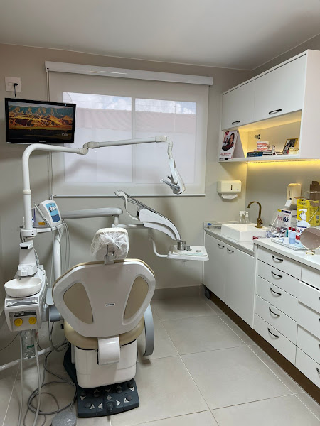 Foto 3 de Dra Gabriela Furlan - Cirurgiã Dentista
