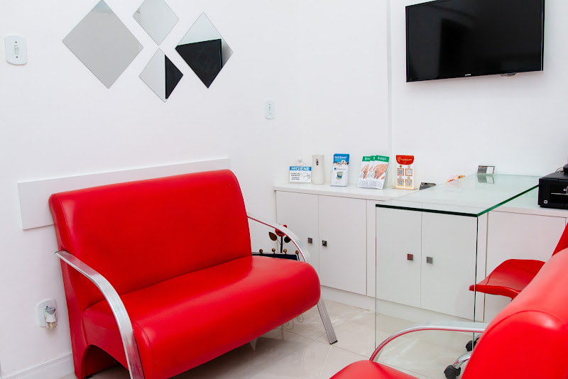 Foto 3 de Dra. Gabriela Reis - Especialista em Prótese e Implante - Odontologia do Sono