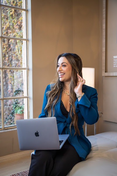 Foto 2 de Dra. Gabriela Schadeck | Consultório odontológico em Guarapuava