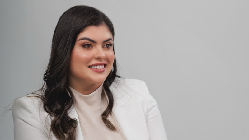 Foto 2 de Dra. Gabriela Tomazin | Harmonização Orofacial, Botox, Lipo de papada Preenchimento Labial e Dentista em Sorocaba