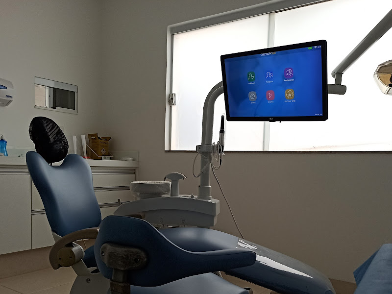 Foto 6 de Dra. Gabriéli Coluci | Cirurgiã Dentista