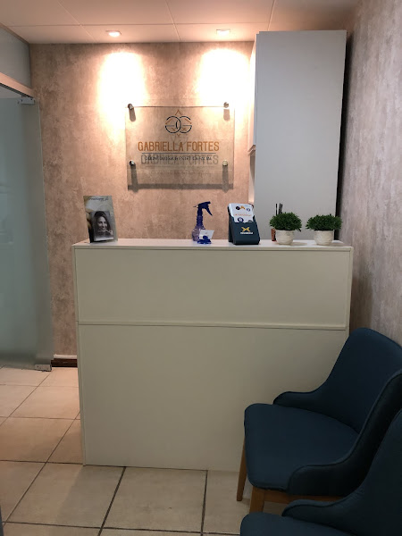 Foto 2 de Dra Gabriella Fortes Ortodontia e Implantes