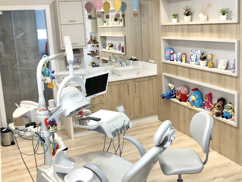 Foto 7 de Dra. Gabriella Nascimento. Odontopediatria e sedação odontológica - Atendimento 24 horas.