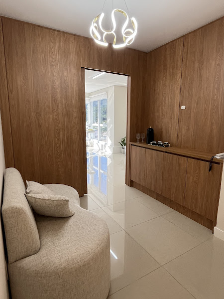 Foto 4 de Dra. Gabrielle Crestani Dutra - Odontologia Estética & Reabilitação Oral