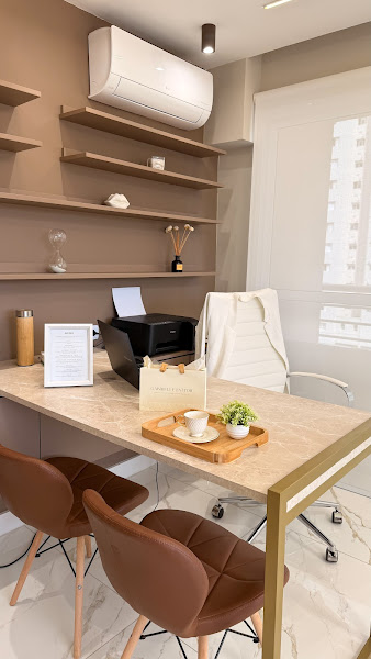 Foto 3 de Dra Gabrielle Fattor - Odontologia e Harmonização Orofacial