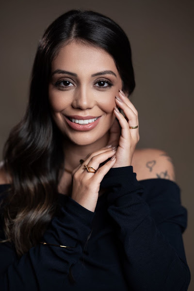 Foto 2 de Dra. Georgia Bueno | Lentes em Resina - Guarulhos