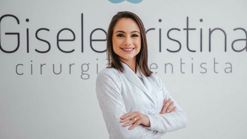 Foto 2 de Dra Gisele Cristina Ortodontia e Estética Dental