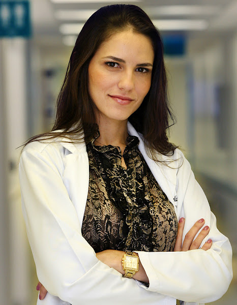 Foto 2 de Dra. Giselle Theotonio é especialista no tratamento das dores de cabeça e em neuromodulação