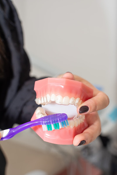 Foto 2 de Dra. Giselly Chaves | Dentista | Campo Belo