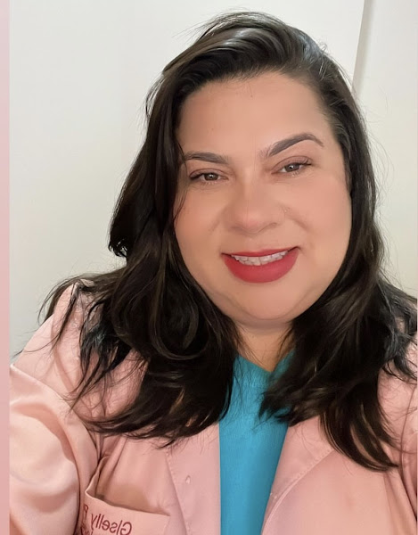 Foto de Dra Giselly Parizoto