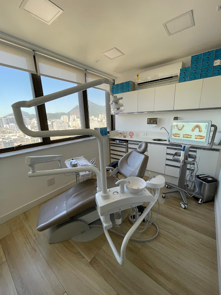 Foto 3 de Dra. Glauce Vaz - Implantes e Estética