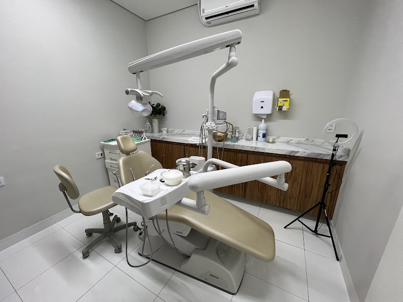 Foto 3 de Dra. Graziele Alves dentista Invisalign Araçatuba