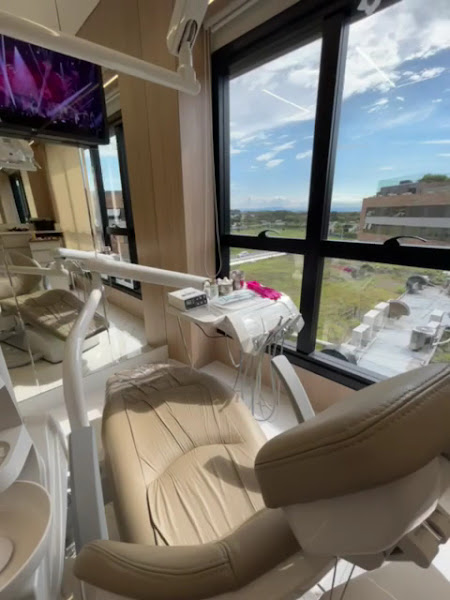 Foto 3 de Dra. Halime Saleh | Dentista Campeche, Florianópolis/SC