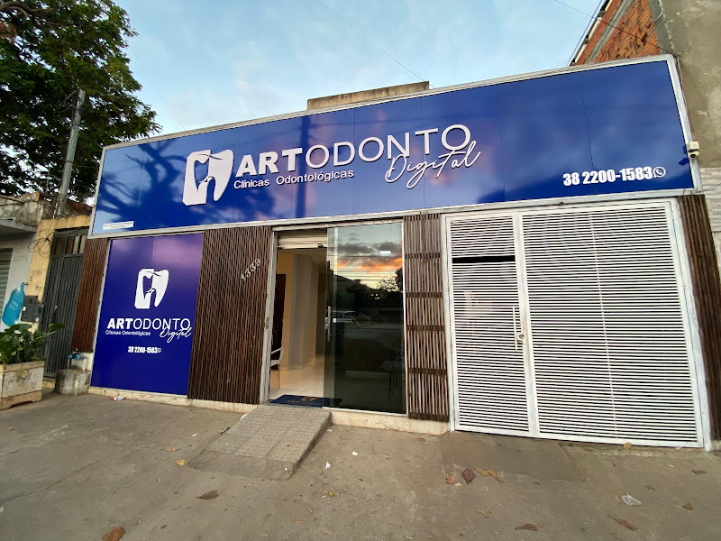 Foto 2 de Dra. Hanne Fiuza | Dentista - Clínica Geral e Próteses