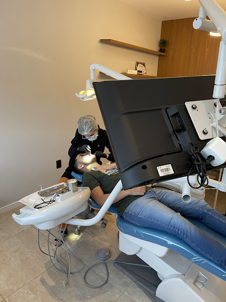 Foto 2 de Dra. Helena Burlamaqui