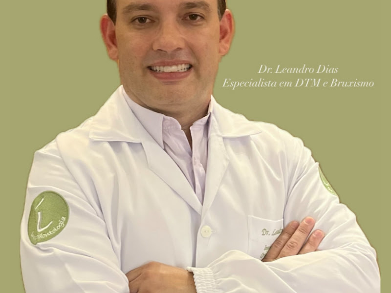 Foto 9 de Dra. Hellen Araujo - DTM & Dor Orofacial