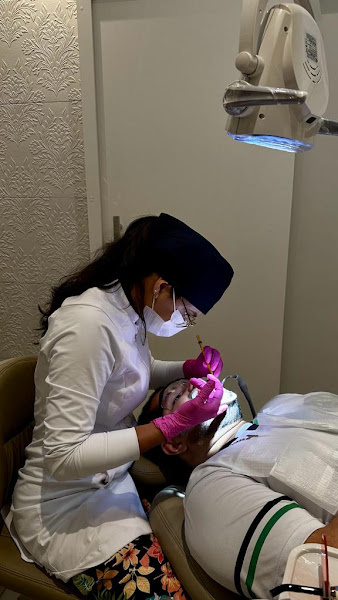 Foto 3 de Dra. Hemmily Caroline Cirurgiã Dentista