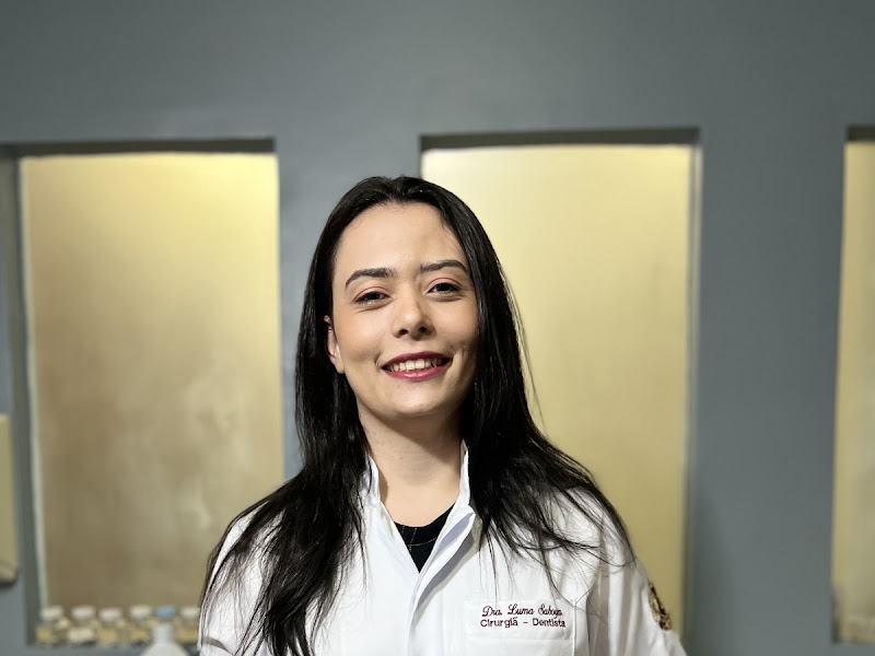 Foto 2 de Dra Hiloma Caetano de Nóbrega Ortodentista