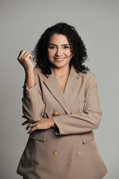 Foto 2 de Dra. Hiolanda Gabriela | Harmonização facial