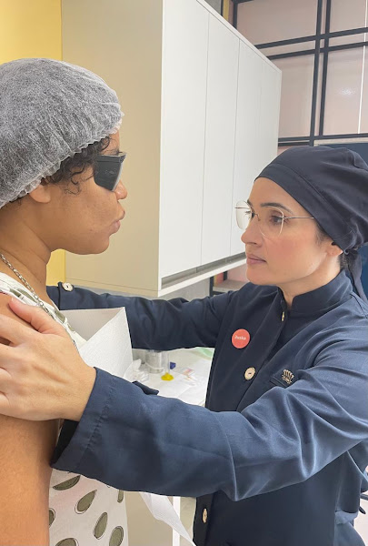 Foto 2 de Dra Iluska Fontes - Implantes Dentários e Tratamento do Mau Halito