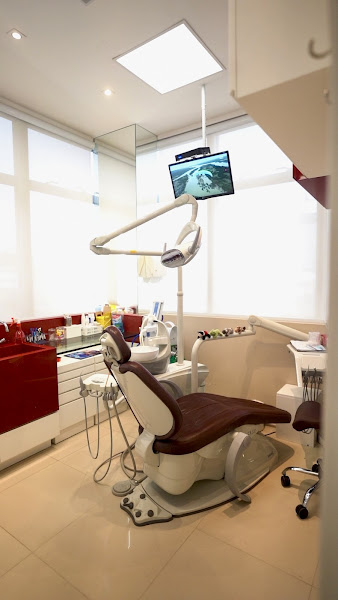 Foto 3 de Dra. Indira Hadi Odontopediatra | Sorriso da Família