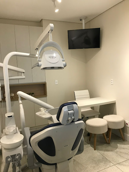 Foto 3 de Dra Ingrid Del Bizoni | Harmonização Facial | Botox | Preenchimento Labial