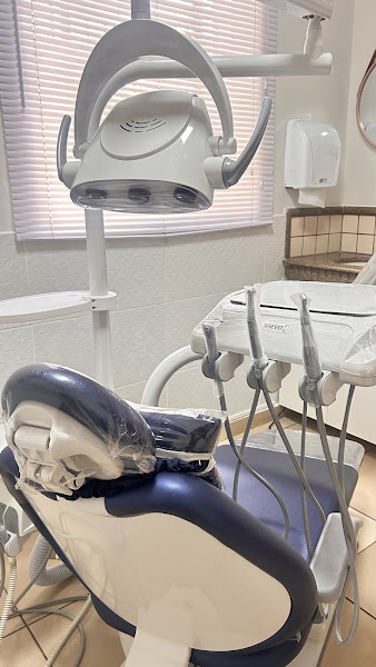 Foto 2 de Dra Ingrid Vilela | Dentista |Clinico Geral | Aparelho Ortodôntico