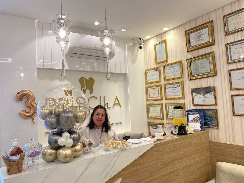 Foto 2 de Dra.Ingrid Villarraso Odontologia - Guarulhos