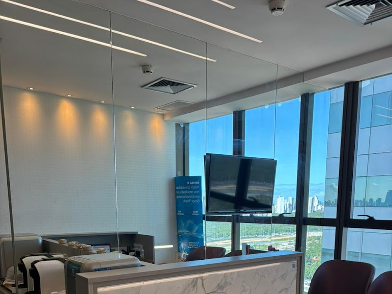 Foto 8 de Dra. Isabela Castelo Branco - Odontologia, Ortodontia, Aparelho Ortodôntico, Invisalign