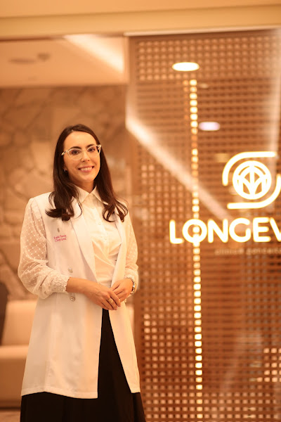 Foto 2 de Dra. Isabela Tiveron | Médica Cirurgiã (Estética/ Harmonização facial) em Imperatriz MA