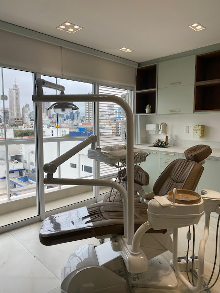 Foto 3 de Dra. Isadora Moscato | Dentista em Chapecó